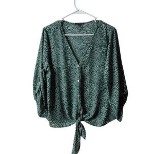 West Kei Stitch Fix Green Patterned Tie Front Keyhole Blouse
